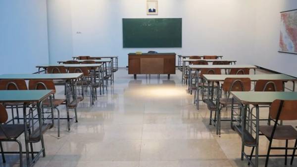  பள்ளிக் கட்டிடங்கள் 