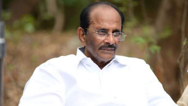 திரைக்கதை ஆசிரியர் திரைக்கதை ஆசிரியர்