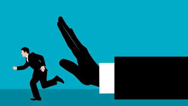  கண்காணித்த உரிமையாளர்