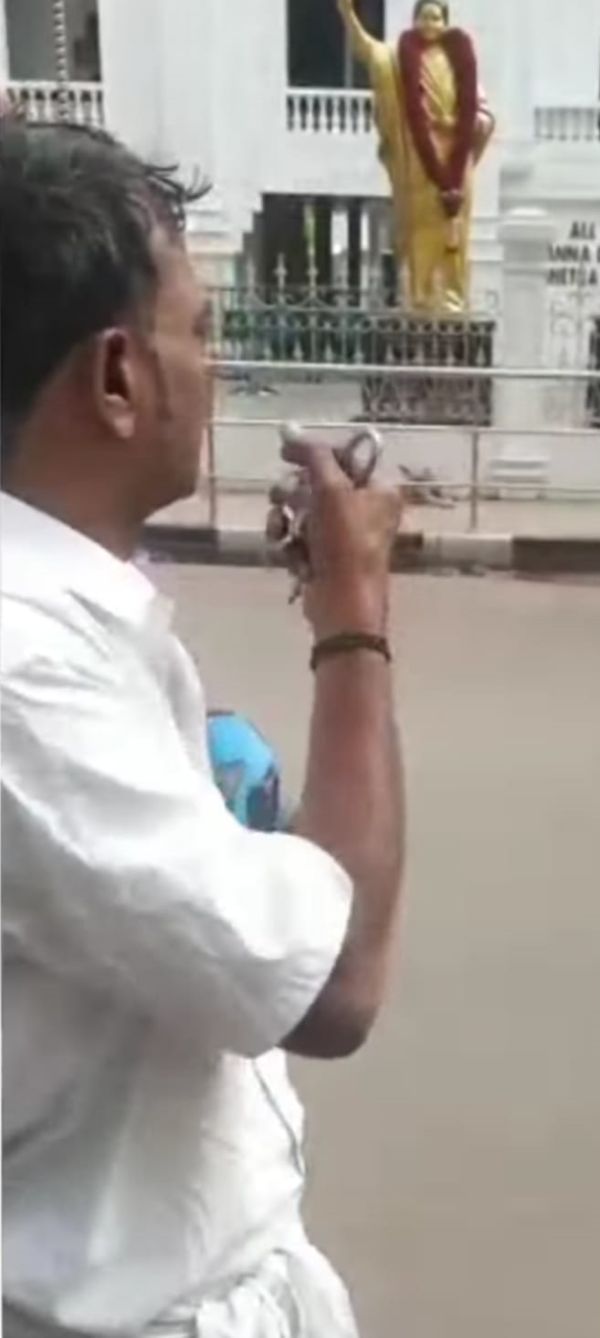 சின்னம்மா தானே பொதுச்செயலாளர் 