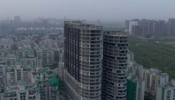 தரைமட்டம் ஆகும்