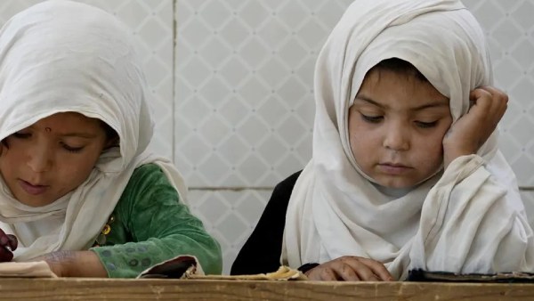  சீக்ரெட் ஸ்கூல்