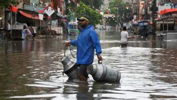 10 லட்சம் வீடுகள் சேதம் 10 லட்சம் வீடுகள் சேதம்
