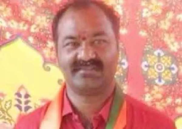 போலீசார்