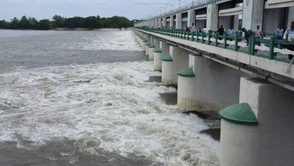 கூடுதல் தண்ணீர்