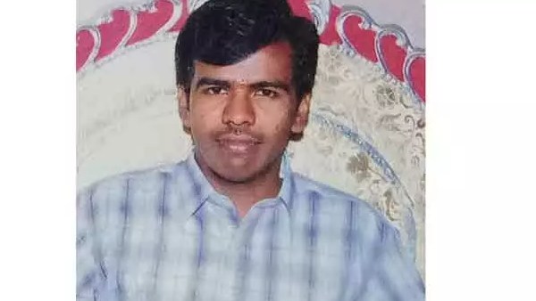  சுடுநீர் + அலறல்