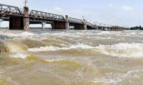 Mukkombu water discharge: High alert sounded cauvery river