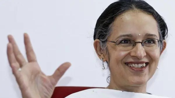  ஆஷிமா கோயல் 
