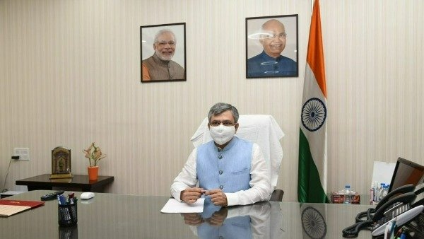 தள்ளிப்போகும் சேவை தள்ளிப்போகும் சேவை