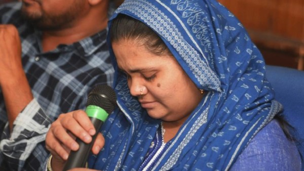 இஸ்லாமியர்கள் மீது தாக்குதல் 