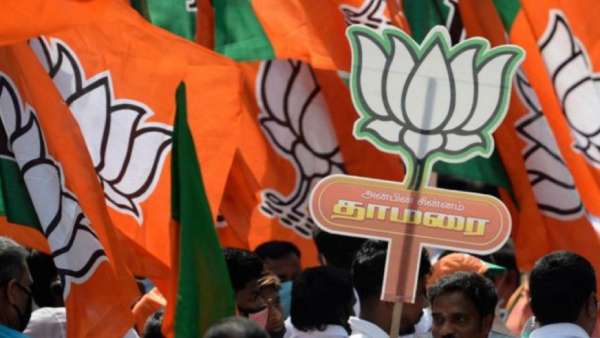  தூண்டில் போடும் பாஜக 