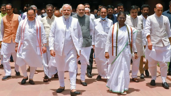 ஹாட்ரிக் முனைப்பில் பாஜக 