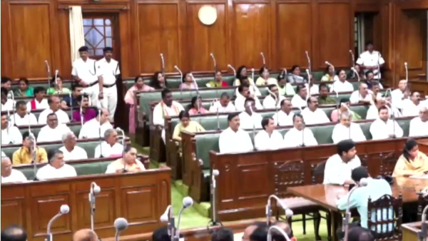  நம்பிக்கை வாக்கெடுப்பில் வெற்றி