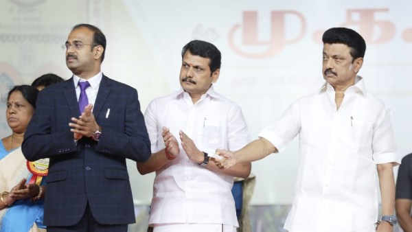 மாற்று கட்சியினர் யார் 