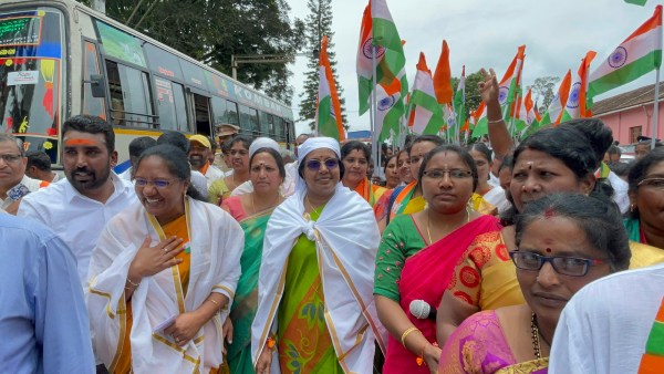 வானதி சீனிவாசன் வானதி சீனிவாசன்