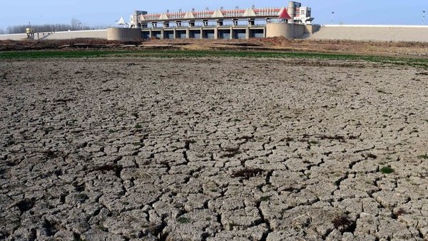  66 ஆறுகள் வறண்டுவிட்டன