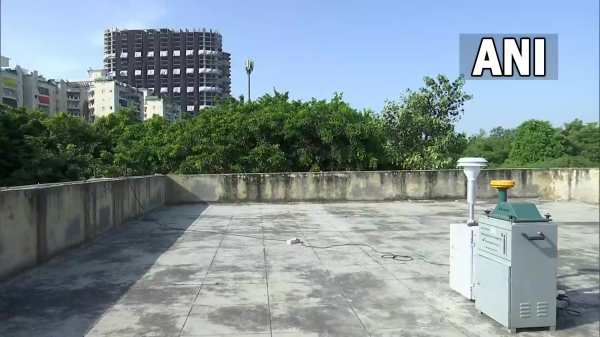 10,000 பேர் வெளியேற்றம் 10,000 பேர் வெளியேற்றம்