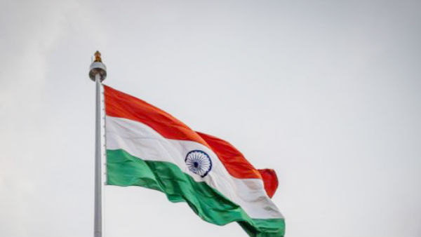 சமூக வலைத்தளங்களில் தேசியக்கொடி சமூக வலைத்தளங்களில் தேசியக்கொடி