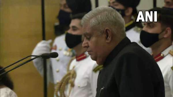  யார் இந்த ஜெகதீப் தங்கர்? 