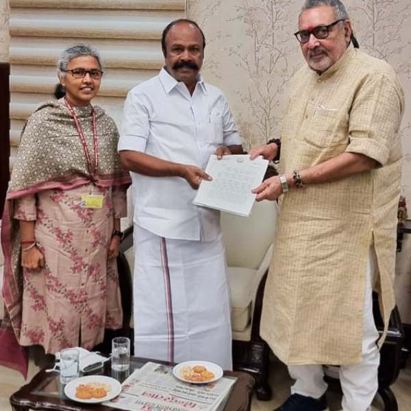 டெல்லி பயணம் 