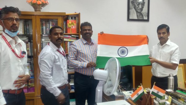 கைப்பேசி உதவி எண் 