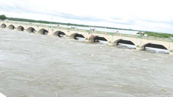 முக்கொம்பில் ஆய்வு 