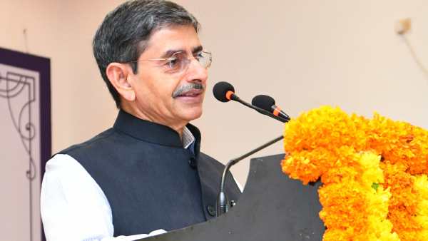  ஆளுநர் அறிவுரை 