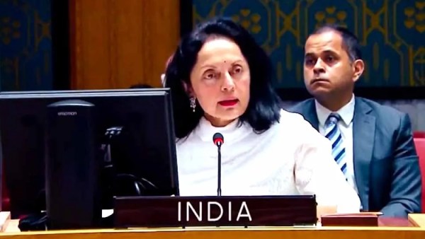 ரஷ்யாவுக்கு எதிரானது அல்ல ரஷ்யாவுக்கு எதிரானது அல்ல