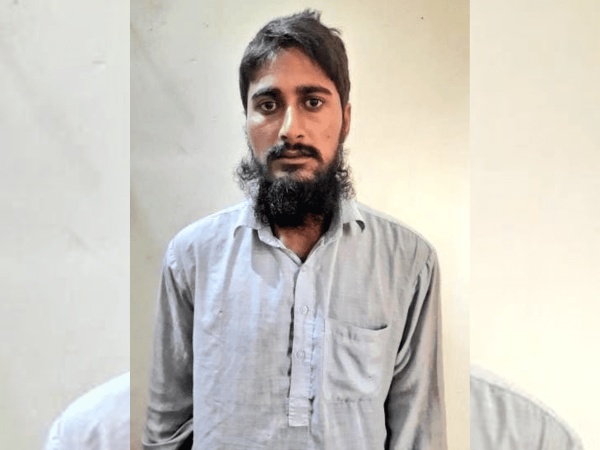 அனைத்து வழக்குகளையும்