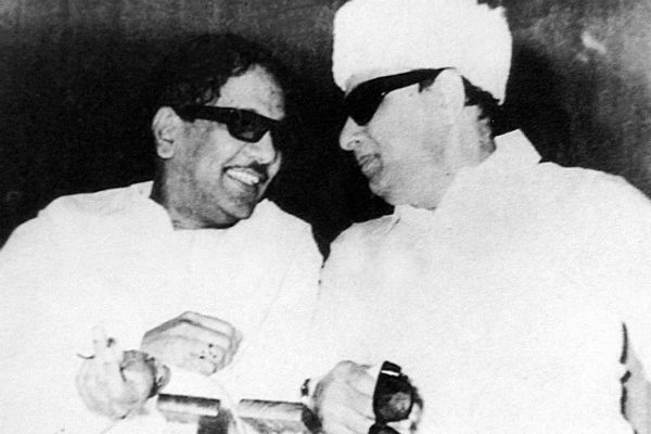 மனதார பாராட்டிய எம்.ஜி.ஆர்