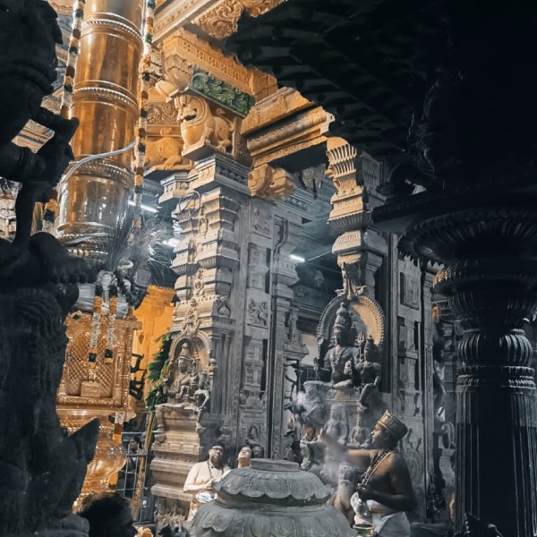 சுந்தரேஸ்வரர் பட்டாபிஷேகம் சுந்தரேஸ்வரர் பட்டாபிஷேகம்