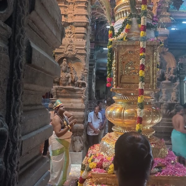 பிட்டுக்கு மண் சுமந்த லீலை பிட்டுக்கு மண் சுமந்த லீலை