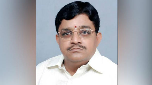 பள்ளிப் படிப்பு 