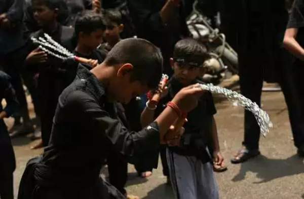 ஷியாக்கள் ஊர்வலம் ஷியாக்கள் ஊர்வலம்