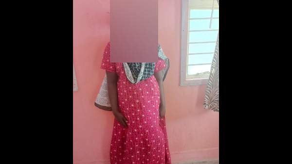 Mother killed a 6-year-old daughter with a cane in Thiruvannamalai Mother killed a 6-year-old daughter with a cane in Thiruvannamalai