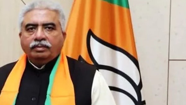 தப்பி ஓட்டம் 