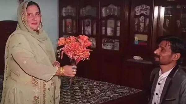 நசியாவுக்கு பணியாளர் நசியாவுக்கு பணியாளர்