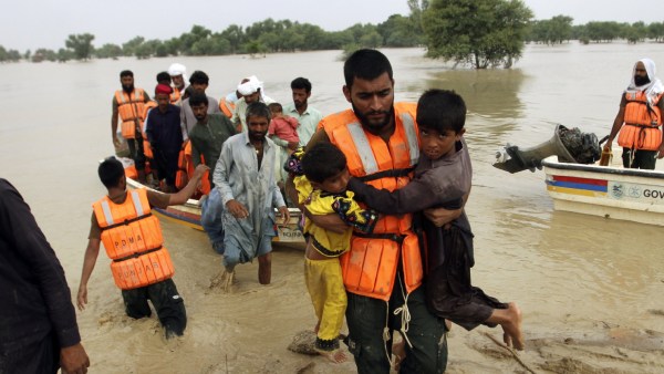 உதவி உதவி