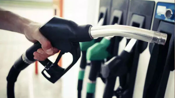 Fuel prices august 22nd 2022 : Petrol and diesel prices unchanged for the 93rd day Fuel prices august 22nd 2022 : Petrol and diesel prices unchanged for the 93rd day