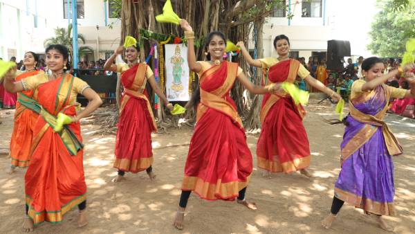 களை கட்டிய ஆடிப்பெருக்கு களை கட்டிய ஆடிப்பெருக்கு