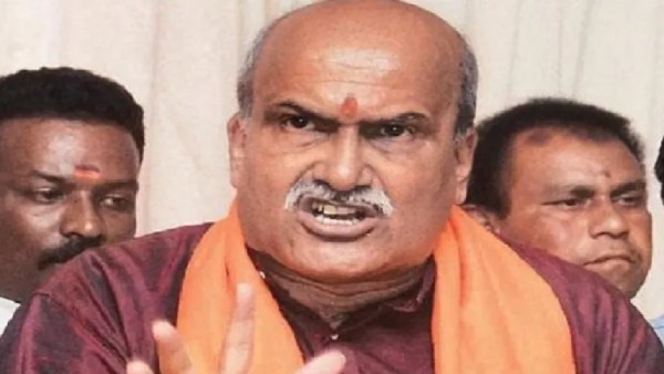 நேரு படம் இல்லை