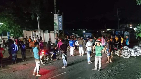  விலை உயர்வை கண்டித்து போராட்டம்