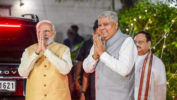 துணை குடியரசுத் தலைவர் 