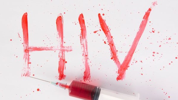  நெட்டிசன்கள்