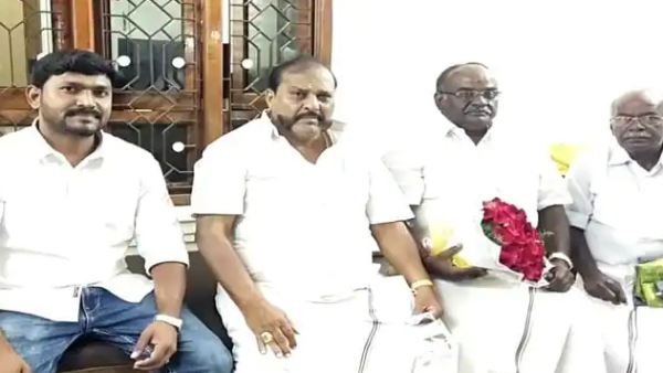 முக்கிய நிர்வாகிகள் ஓபிஎஸ்ஸூக்கு ஆதரவு 