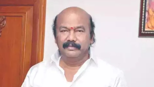 ஒதுங்க வேண்டும் 