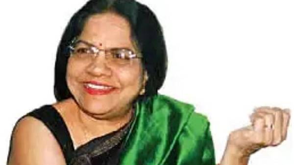  மும்பையில் காலமானார் 