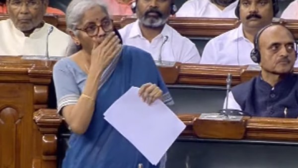 காங்கிரஸ், திமுக வெளிநடப்பு காங்கிரஸ், திமுக வெளிநடப்பு