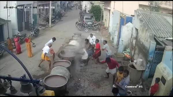  தடுமாறிய முருகன்