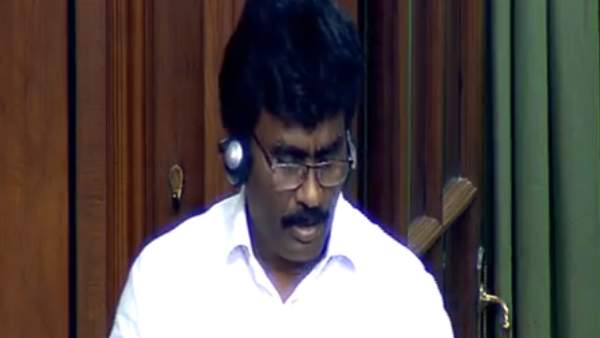 திருச்சி, சேலம் நிலையம் ஏலம் 